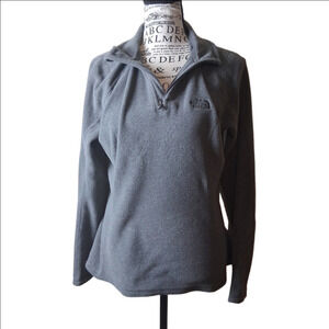 The North Face Women's Charcoal Fleece Pullover Small
